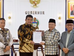 Bobby Nasution Terima Hasil Seleksi 15 Besar Calon Komisioner KI Sumut, Segera Diajukan ke DPRD