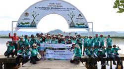 PTAR Gelar Aksi Bersih Mangrove dan Pelatihan Terumbu Karang Artifisial di Tapteng