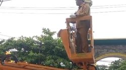 Bupati Deli Serdang Potong Kabel Jaringan Telekomunikasi di Lubuk Pakam