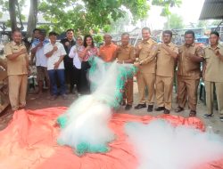 Dinas Kelautan dan Perikanan Sumut Salurkan 118 Unit Jaring Insang untuk Nelayan Pantai Labu