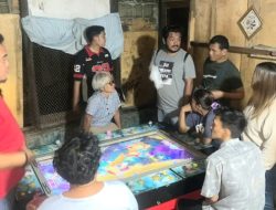 Polrestabes Medan Gerebek Judi Meja Ikan Merk GBM99 di Pulo Brayan, Lima Orang Diamankan