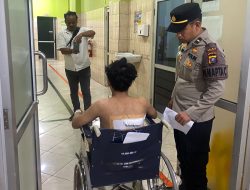 Pria Ini Dibacok Sejumlah OTK Saat Duduk di Loket Simpati Star Binjai, 19 Jahitan di Punggung