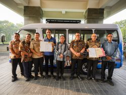 Pemkab Deli Serdang Serahkan Bus Sekolah dan Perpustakaan Keliling, Perkuat Layanan Pendidikan