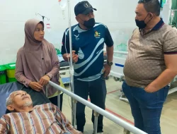 Anggota DPRD Deli Serdang Dahnil Ginting Bantu Berobat Penderita Tumor Warga Sampali